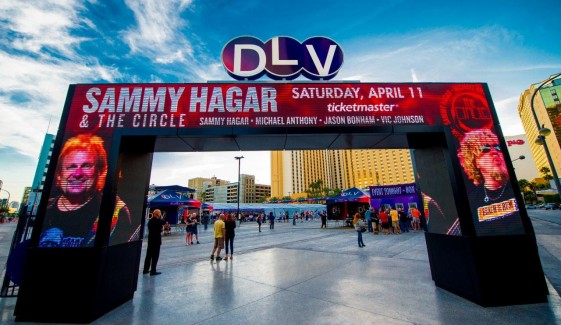 2015-04-11 @ Downtown Las Vegas Events Center